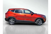 $20333 : Kia Seltos 2023 S 4dr SUV thumbnail