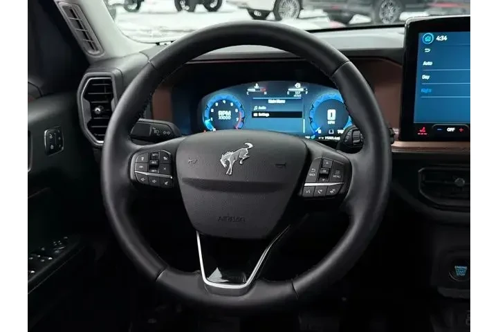 $32000 : Ford Bronco Sport 2025 AWD O image 6