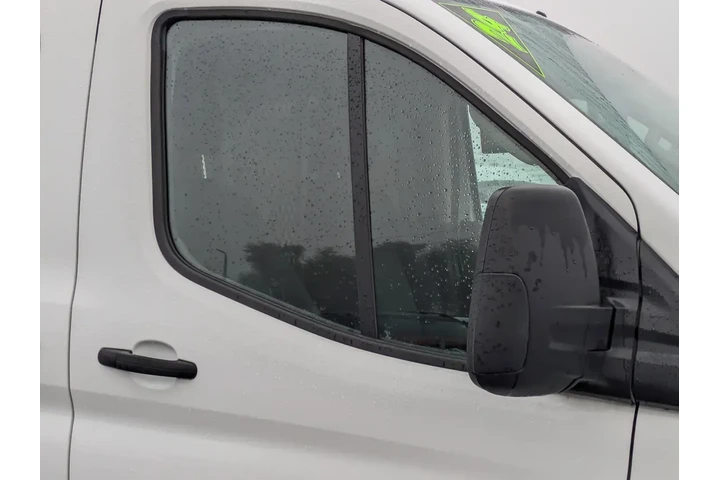 $34000 : Ford Transit 2024 250 3dr SW image 10