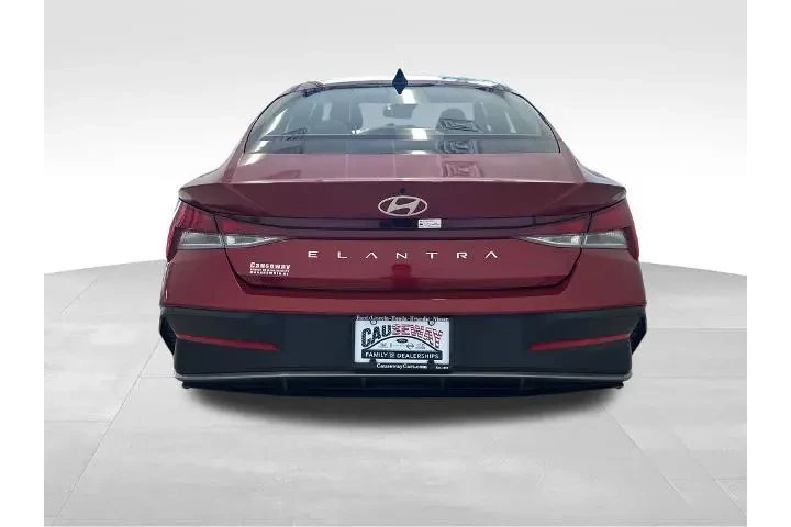 $21989 : Hyundai ELANTRA 2024 SEL 4dr image 6
