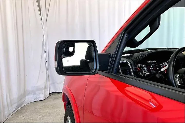 $32991 : Ram 1500 2019 4x4 Laramie 4d image 10