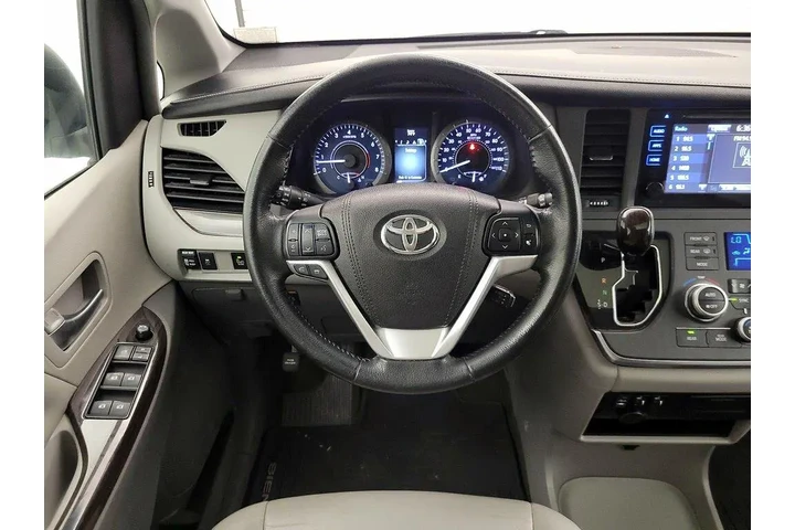 $22998 : Toyota Sienna 2016 Limited 7 image 10