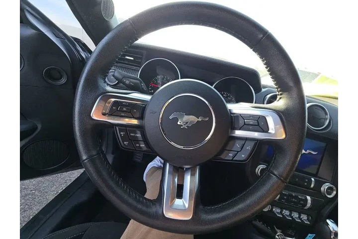 $20999 : Ford Mustang 2022 EcoBoost 2 image 10