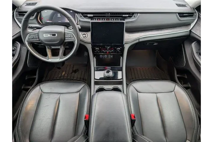 $32651 : Jeep Grand Cherokee 2023 4x2 image 4