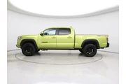 $39998 : Toyota Tacoma 2023 4x4 TRD S thumbnail