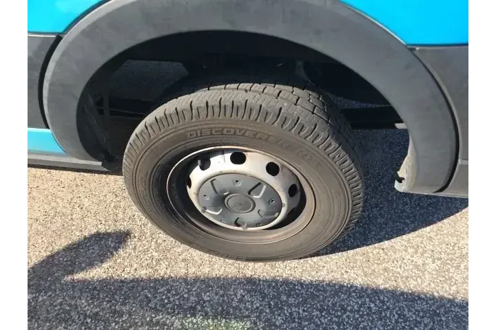 $20703 : Ford Transit 2019 250 3dr LW image 9