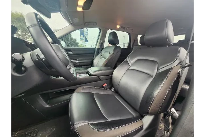 $33498 : Nissan Pathfinder 2024 SL 4d image 7