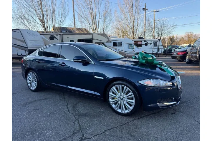 $8995 : 2012 XF Portfolio image 2