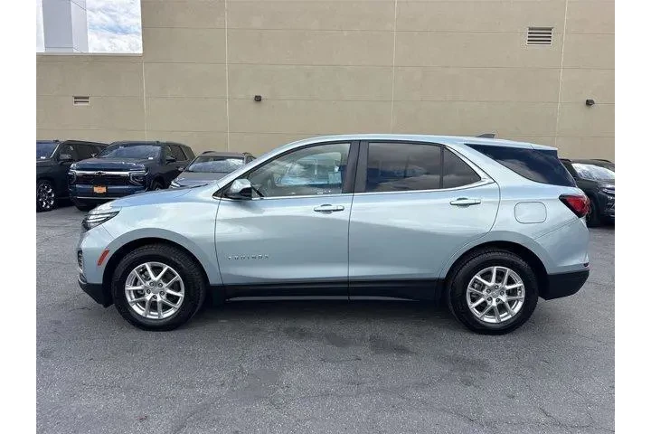$16588 : Chevrolet Equinox 2022 LT 4d image 6