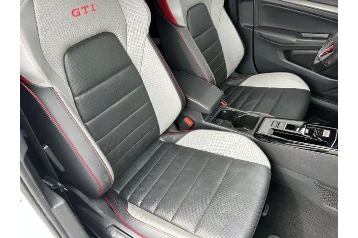 $28995 : Volkswagen Golf GTI 2023 SE image 10