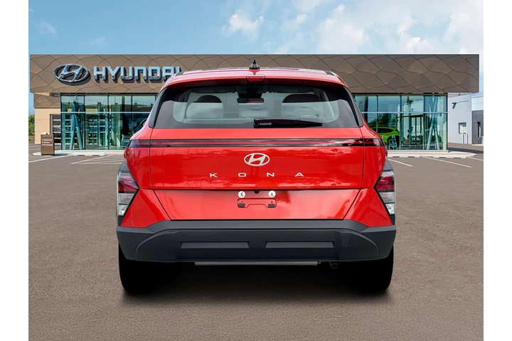$28035 : Hyundai KONA 2026 SE 4dr SUV image 6