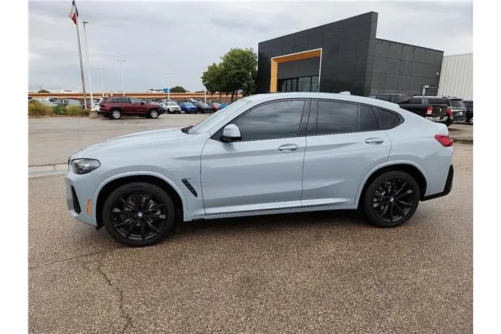 $38995 : BMW X4 2023 AWD xDrive30i 4d image 2