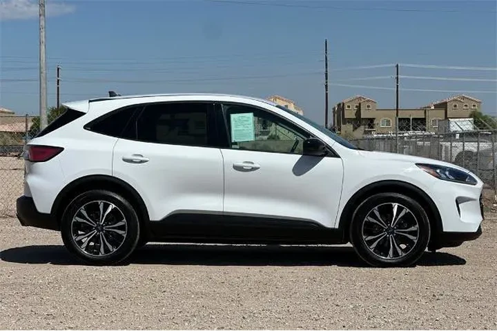 $19976 : Ford Escape Hybrid 2022 SE 4 image 3