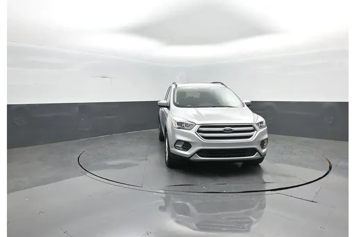 $14677 : Ford Escape 2017 SE 4dr SUV image 2