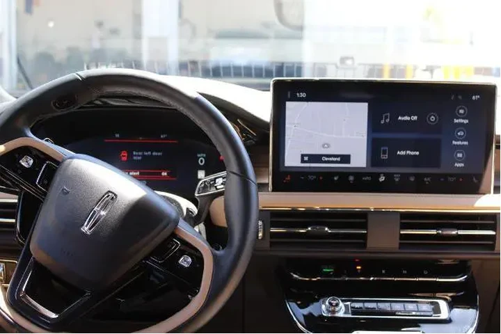 $35050 : Lincoln Corsair 2023 AWD Res image 10