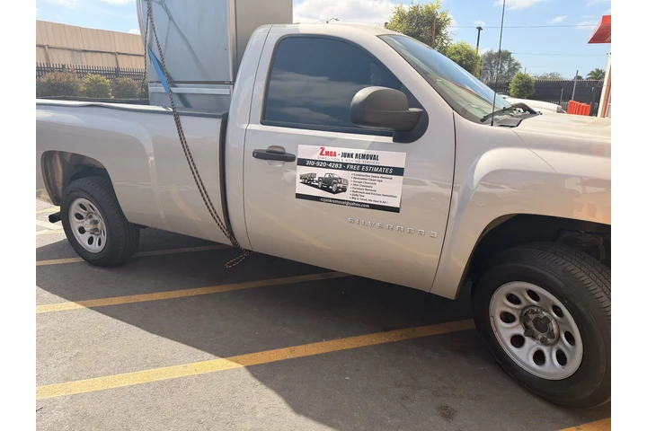 Mudanzas, junk removal demo image 1