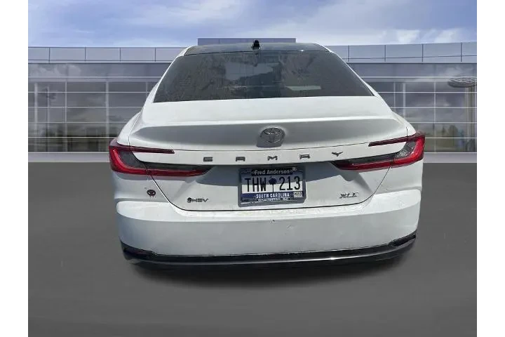 $33973 : Toyota Camry 2025 SE 4dr Sed image 5