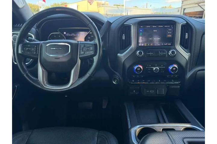 2020 GMC Sierra 2500HD Denali image 8