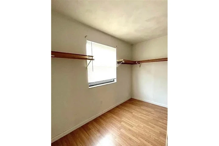$1200 : House for rent image 2