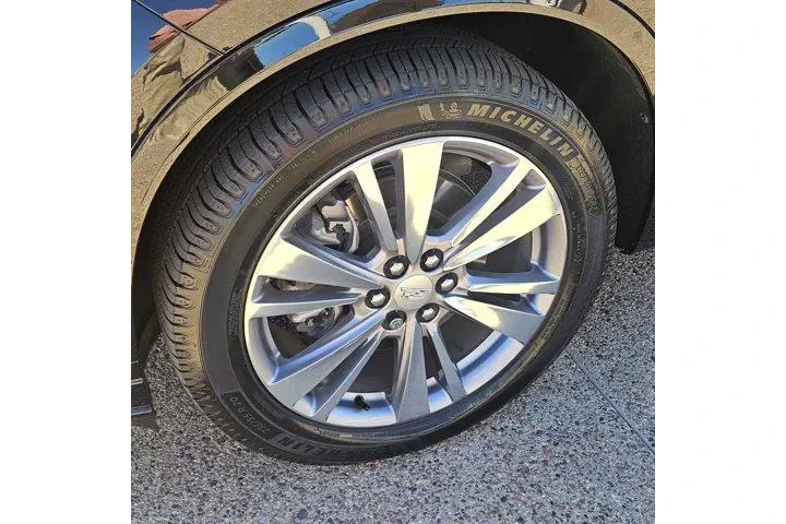 $35888 : Cadillac XT6 2023 Premium Lu image 9