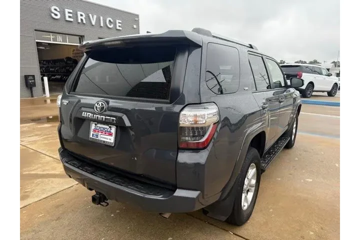 $36257 : Toyota 4Runner 2024 4x4 SR5 image 6