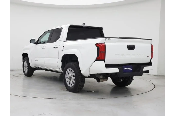 $33998 : Toyota Tacoma 2024 4x2 SR5 4 image 2