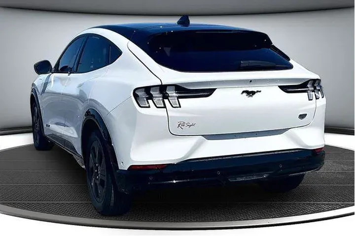 $34000 : Ford Mustang Mach-E 2023 AWD image 4