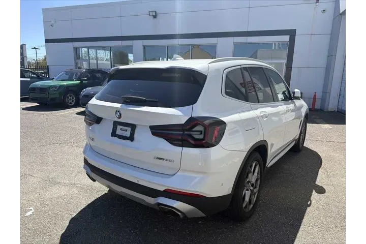 $36943 : BMW X3 2023 AWD xDrive30i 4d image 2