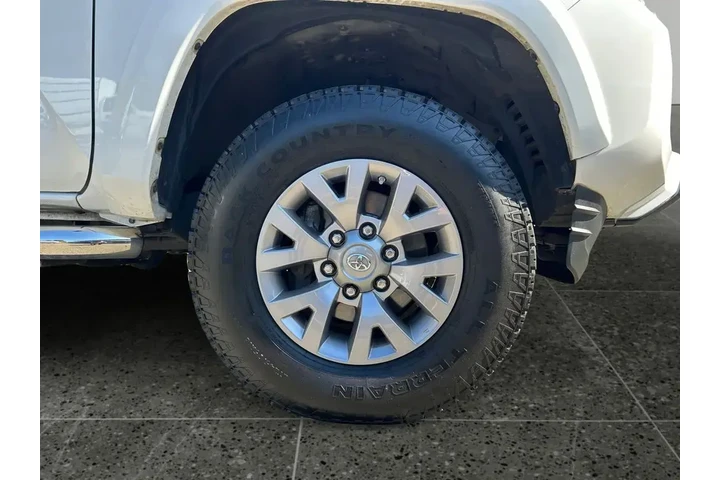 $29777 : Toyota Tacoma 2017 4x4 TRD P image 9