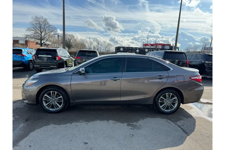 $12980 : 2016 Camry 4dr SE image 5