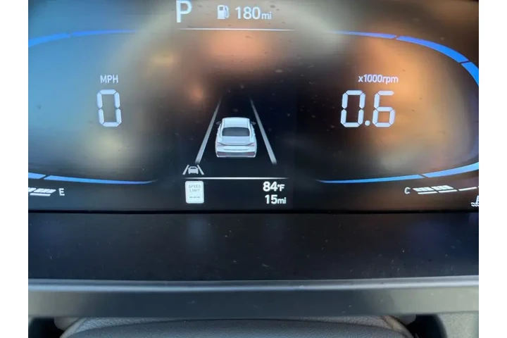 $24500 : Hyundai ELANTRA 2025 SEL Spo image 5