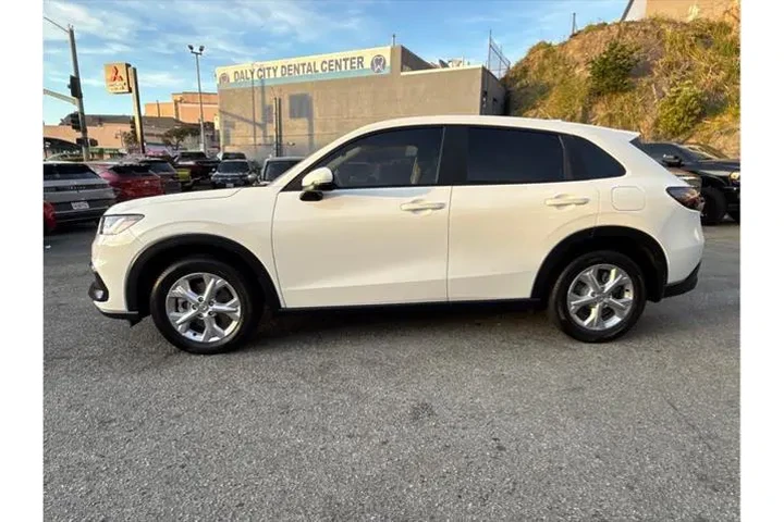 $24498 : Honda HR-V 2023 LX 4dr Cross image 9