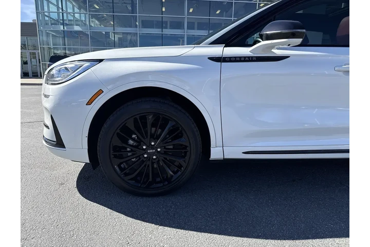 $34579 : Lincoln Corsair 2023 AWD Res image 9