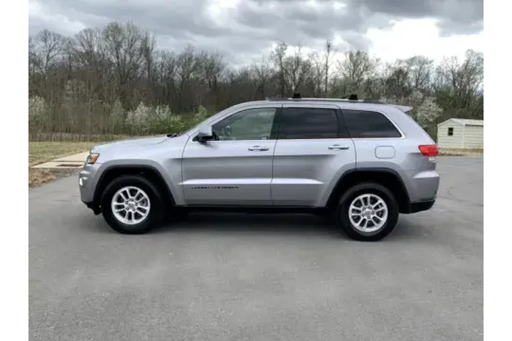 $21900 : 2019 GRAND CHEROKEE image 4