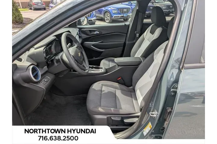 $21402 : Chevrolet Trax 2025 LS 4dr C image 9