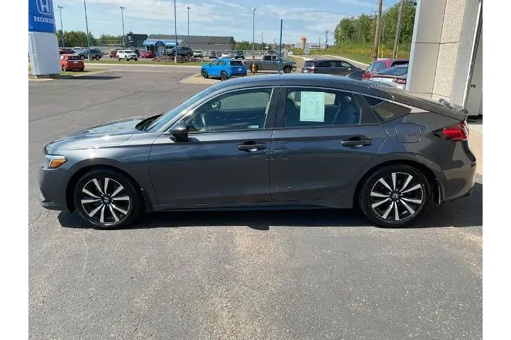 Honda Civic 2024 EX-L 4dr Ha image 8