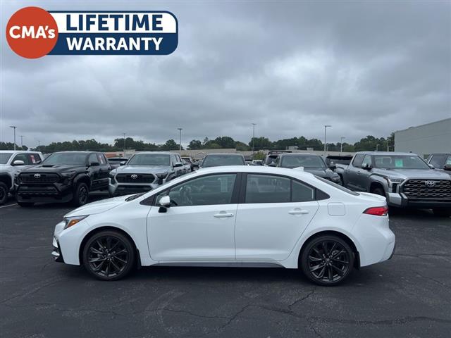 $25561 : PRE-OWNED 2024 TOYOTA COROLLA image 4