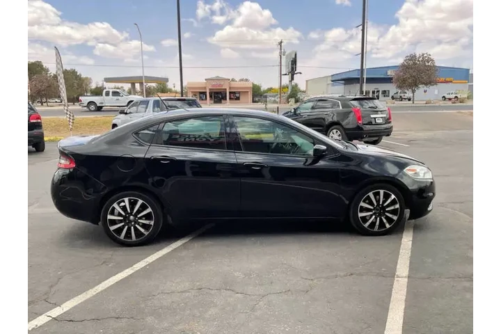 2014 Dart SE image 5
