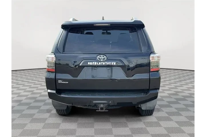 $17950 : Toyota 4Runner 2016 4x4 SR5 image 4