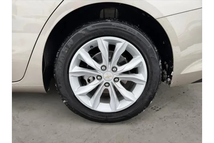 $19249 : Chevrolet Malibu 2024 LT 4dr image 8