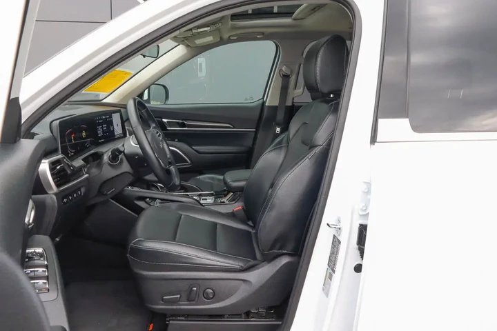 $35587 : 2025 Telluride S FWD image 7