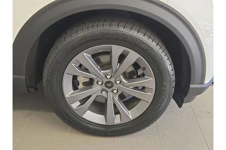 $33999 : Ford Explorer 2022 AWD XLT 4 image 8