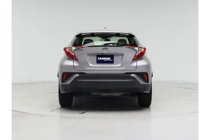 $15998 : Toyota C-HR 2020 XLE 4dr Cro image 6