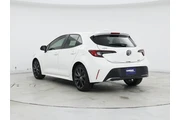 $27998 : Toyota Corolla Hatchback 202 thumbnail