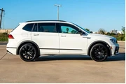 $18731 : Volkswagen Tiguan 2021 SE 4d thumbnail