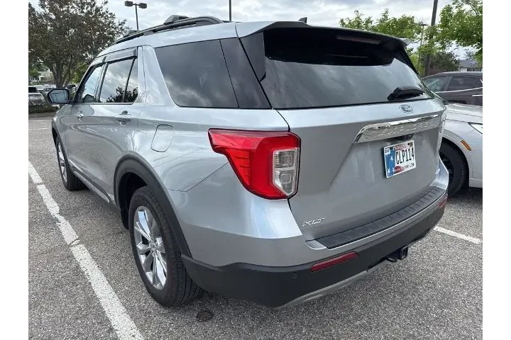 $36000 : Ford Explorer 2023 AWD XLT 4 image 9