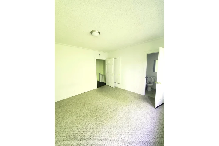 $2600 : 3Bd+2Ba+1Pk. image 2