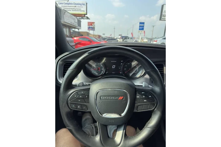 $18750 : 2020 Charger SXT image 10