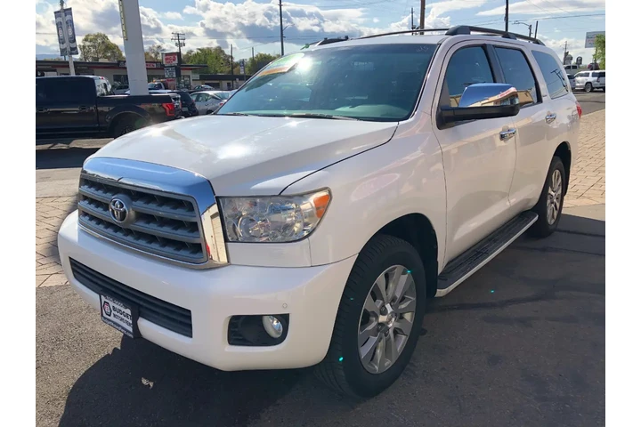 $21990 : 2011 Sequoia Limited 4WD image 6