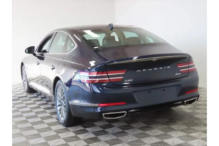 $27999 : Genesis G80 2023 AWD 2.5T 4d image 3